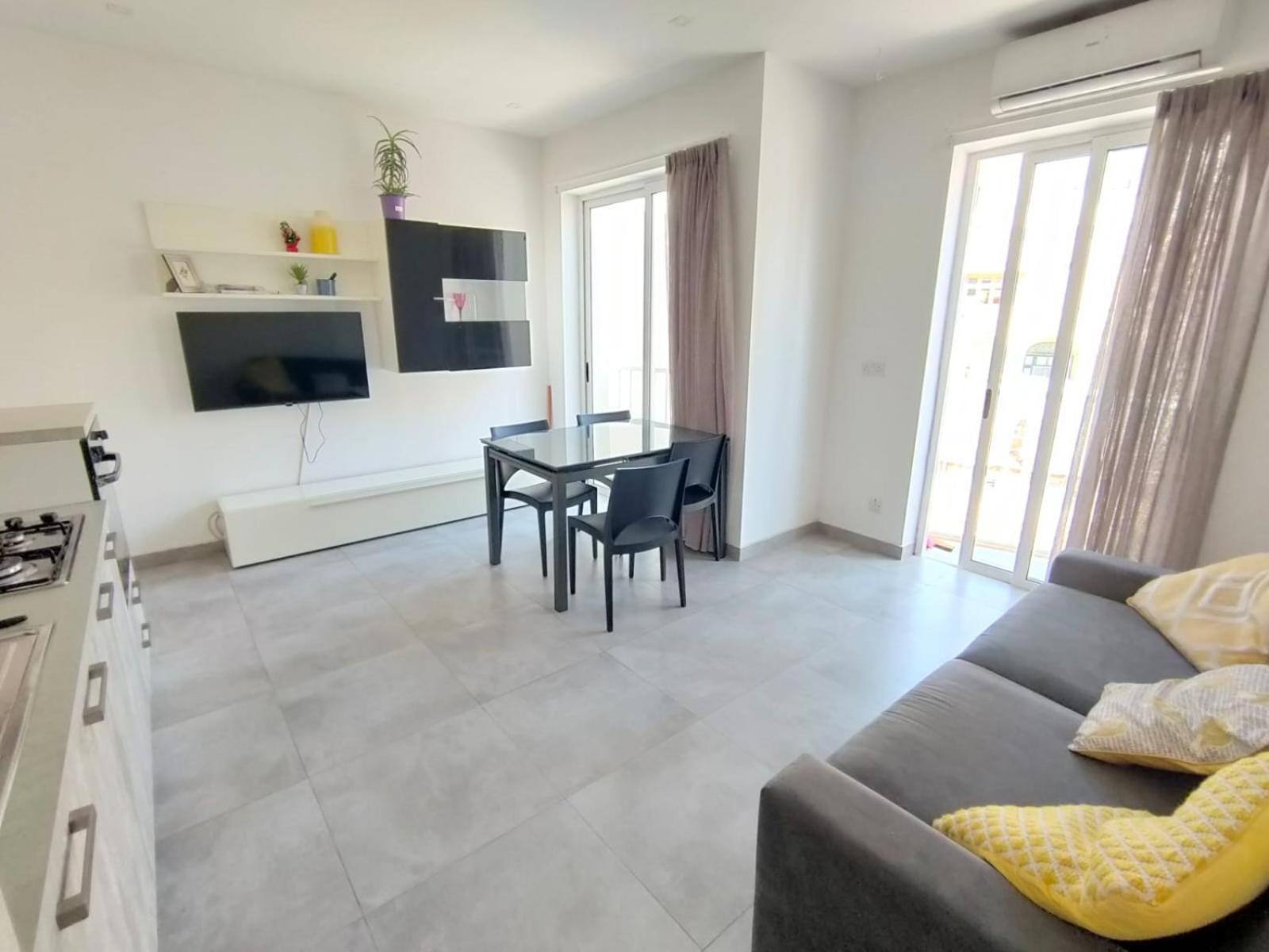 Cosy Seaside Apt, 200M From The Seafront Gzira Luaran gambar