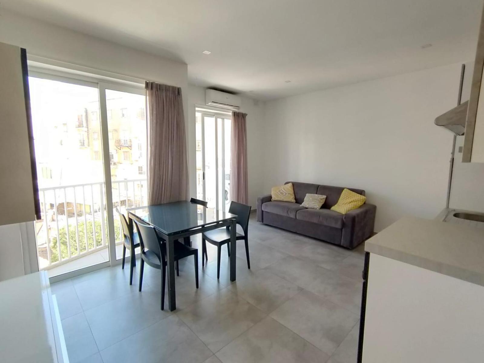 Cosy Seaside Apt, 200M From The Seafront Gzira Luaran gambar