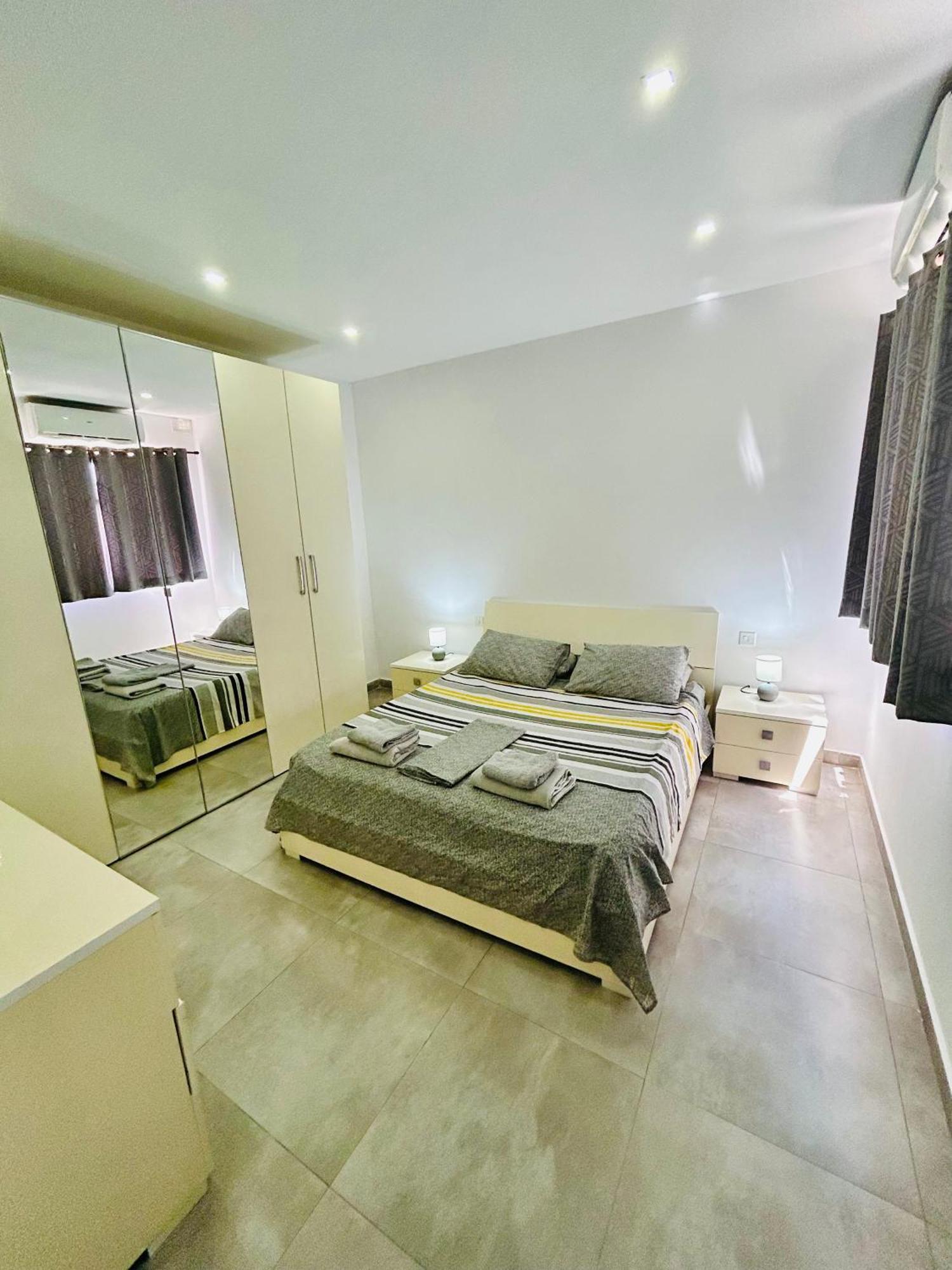 Cosy Seaside Apt, 200M From The Seafront Gzira Luaran gambar