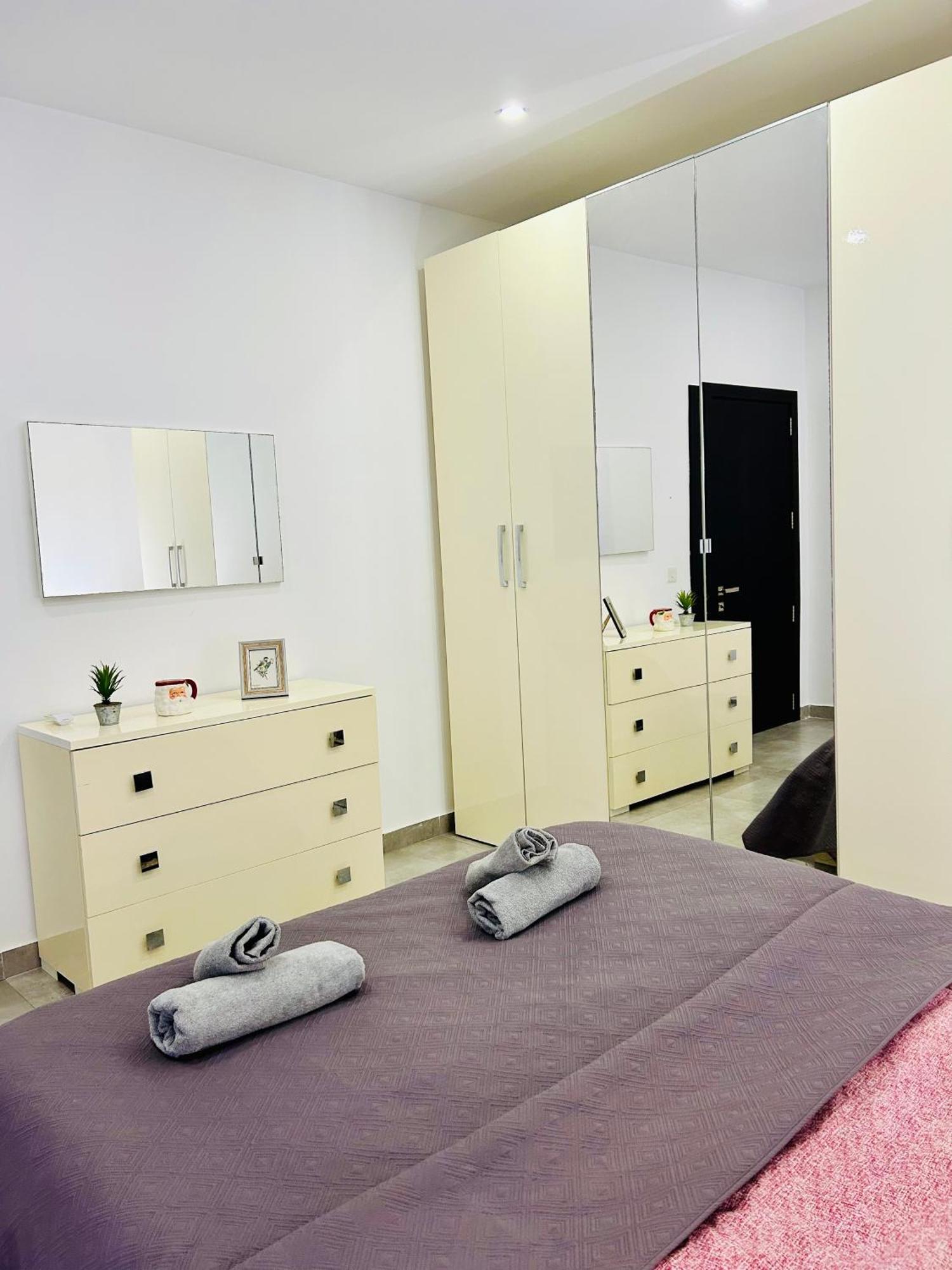 Cosy Seaside Apt, 200M From The Seafront Gzira Luaran gambar